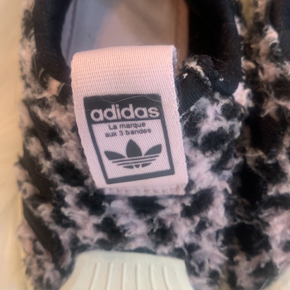 Adidas Toddler/ Sneaker/ Slip On - Picture 3 of 5